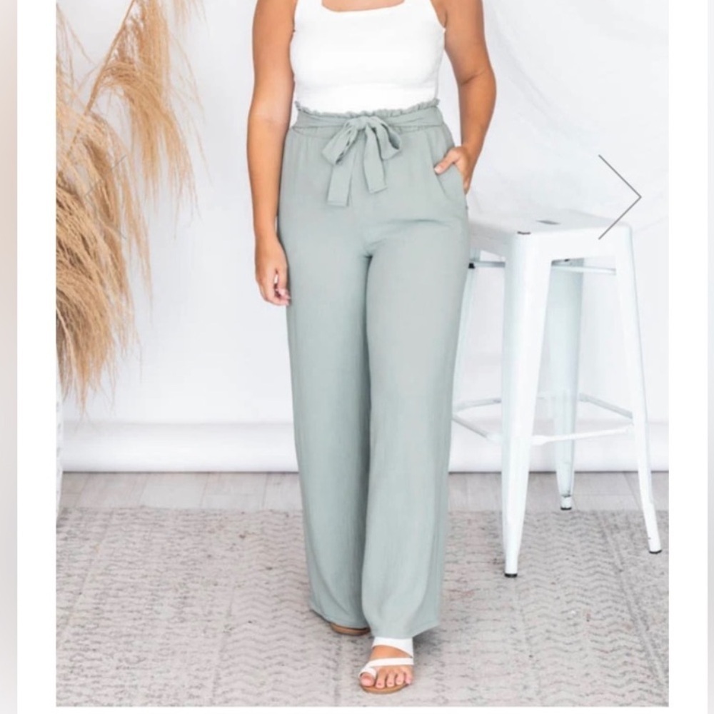 Pink Lily Epiphany Moment Sage Green Paper Bag Wide Leg Trouser Pants Size Small